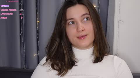 BeckyMartens come join me on    while im offline here  online show from 22, 10, 2025