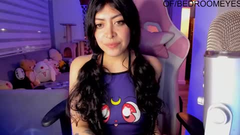 Snapshot of bedroomeyess chatting on 28, 2, 2025 Amber UwU IM MOVING AND IS CRAZY ILL BE BACK VERY SOON 3 MISS YA ALREADY online show from 28, 2, 2025