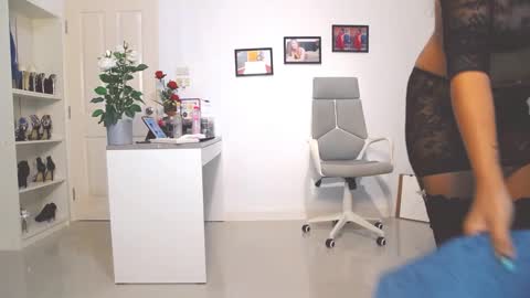 Bee if you ever see the girl who can take 12 inch all the way inside the ass try me online show from 10, 12, 2024