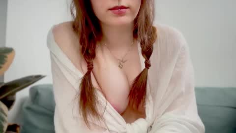 Mirana Blossom online show from 25, 9, 2025