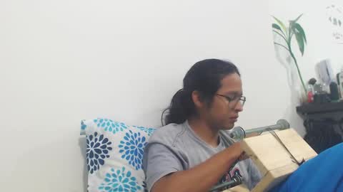 Snapshot of beentage chatting on 13, 11, 2025 Alex online show from 13, 11, 2025