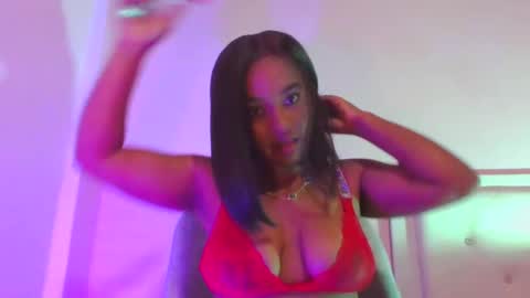 Snapshot of behla_rouseh3_ chatting on 2, 12, 2025 Behla Rouseh online show from 2, 12, 2025