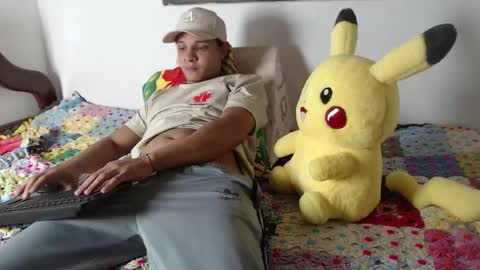 independent model online show from 1, 10, 2025