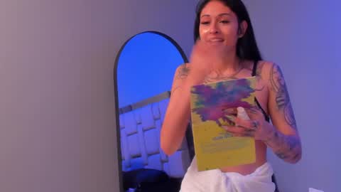 Snapshot of belanny_ chatting on 24, 6, 2026 Bella online show from 24, 6, 2026
