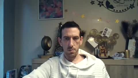 Snapshot of belgianboy33 chatting on 17, 12, 2024 Dreamcock online show from 17, 12, 2024