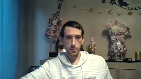 Snapshot of belgianboy33 chatting on 19, 11, 2025 Dreamcock online show from 19, 11, 2025