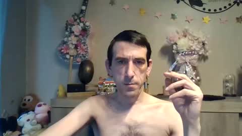 Snapshot of belgianboy33 chatting on 1, 12, 2025 Dreamcock online show from 1, 12, 2025