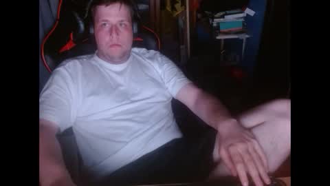 Snapshot of belgiandudeantwerp chatting on 13, 9, 2025 Belgian Dude online show from 13, 9, 2025