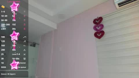 Snapshot of belinda_hills chatting on 6, 1, 2025 belinda online show from 6, 1, 2025