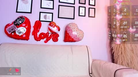 Snapshot of belinda_hills chatting on 14, 2, 2025 belinda online show from 14, 2, 2025