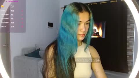   online show from 30, 12, 2024