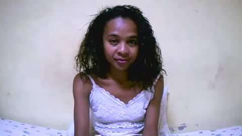 Snapshot of bella193999 chatting on 6, 12, 2024 bella193999 online show from 6, 12, 2024