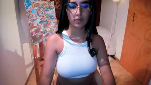 Snapshot of bella_669 chatting on 11, 3, 2025 Bella 669 online show from 11, 3, 2025