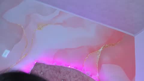 Melanie  online show from 23, 1, 2025