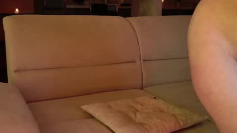 Bella online show from 12, 2, 2025