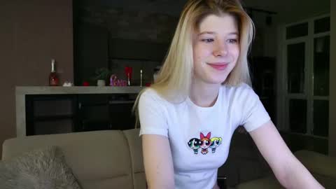 Bella online show from 1, 3, 2025