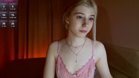 Snapshot of bella_amoury chatting on 9, 5, 2026 Bella online show from 9, 5, 2026