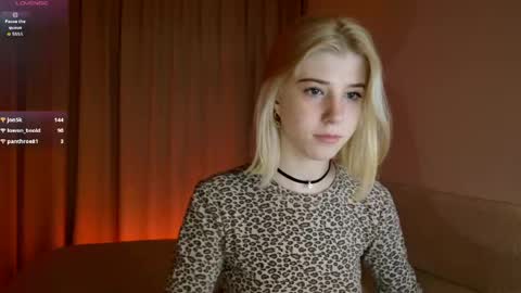 Snapshot of bella_amoury chatting on 11, 5, 2026 Bella online show from 11, 5, 2026