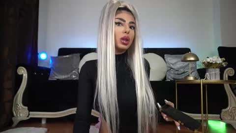Snapshot of bella_blonda chatting on 16, 2, 2025 Emma Bella online show from 16, 2, 2025