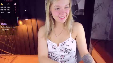 Bella online show from 11, 11, 2025