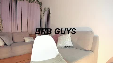 Snapshot of bella_es chatting on 27, 1, 2025 Onlyfans isa bella 23 online show from 27, 1, 2025