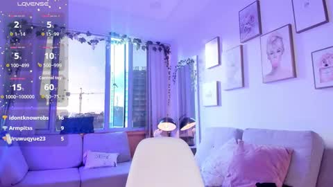 Snapshot of bella_es chatting on 13, 12, 2025 Onlyfans isa bella 23 online show from 13, 12, 2025