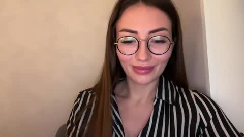 bella_foxxi online show from 7, 12, 2024