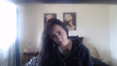 bella_luna34 online show from 14, 4, 2026