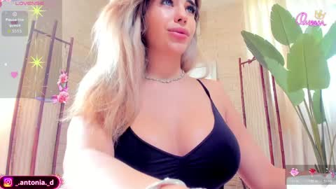 Snapshot of bella_posh chatting on 2, 6, 2026 bella_posh online show from 2, 6, 2026