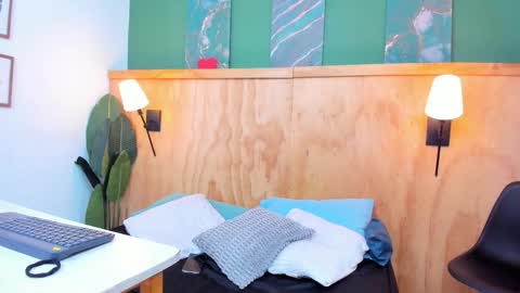 Bella Riviera online show from 1, 11, 2025