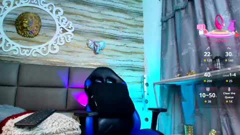     online show from 7, 10, 2025