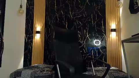 Snapshot of bella_salvatore chatting on 17, 6, 2026 online show from 17, 6, 2026