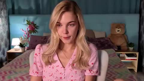 Bella online show from 1, 12, 2025