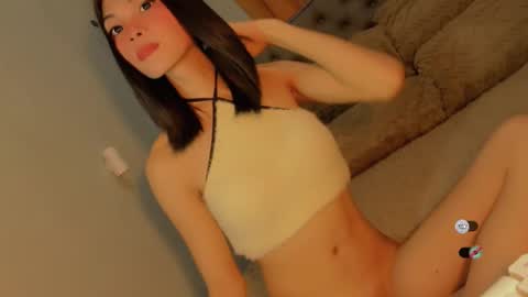 Bella online show from 7, 11, 2025