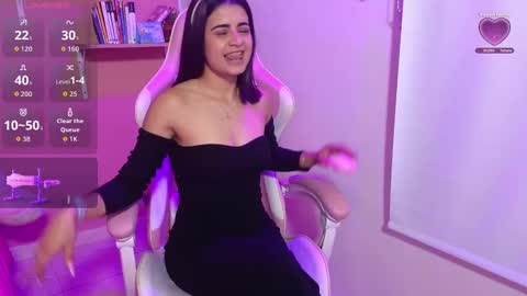 bella_thixx online show from 16, 9, 2025