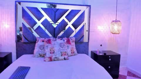 bella_volup online show from 15, 3, 2026