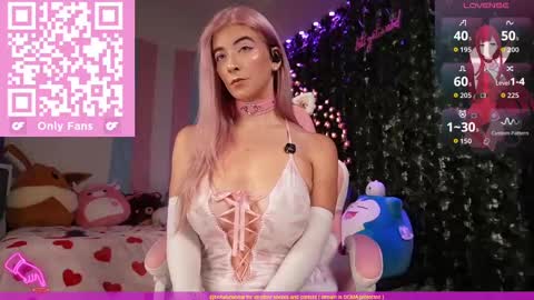 Bellalunabear trans   JadePlant Cis online show from 18, 9, 2025