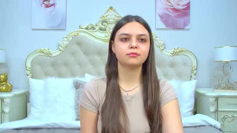 BellaBoolman online show from 4, 2, 2025