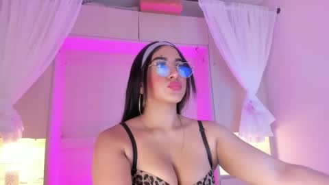 Snapshot of bellabroocks chatting on 16, 5, 2026 Bella online show from 16, 5, 2026