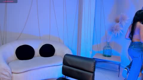  Bella C  online show from 20, 2, 2025