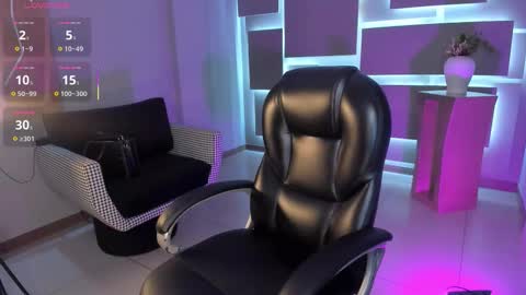  Bella C  online show from 24, 11, 2025