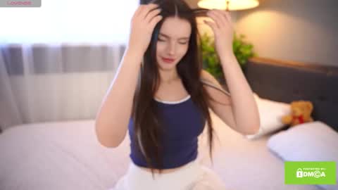 Snapshot of bellacle chatting on 13, 2, 2025 Bella I took a vacation and Ill be back on December 18th So dont lose me To keep in touch I have a TG - you can find below online show from 13, 2, 2025