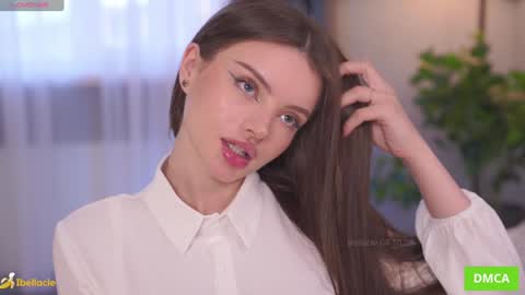 Snapshot of bellacle chatting on 4, 10, 2025 Bella I took a vacation and Ill be back on December 18th So dont lose me To keep in touch I have a TG - you can find below online show from 4, 10, 2025