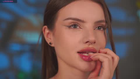 Snapshot of bellacle chatting on 19, 11, 2025 Bella I took a vacation and Ill be back on December 18th So dont lose me To keep in touch I have a TG - you can find below online show from 19, 11, 2025