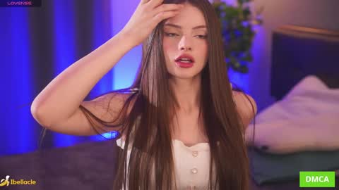 Snapshot of bellacle chatting on 24, 11, 2025 Bella I took a vacation and Ill be back on December 18th So dont lose me To keep in touch I have a TG - you can find below online show from 24, 11, 2025