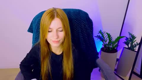 BellaFoxi online show from 15, 9, 2025