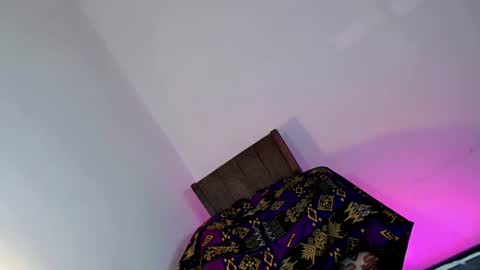 Snapshot of bellafucks1 chatting on 23, 7, 2026 Bella rowt online show from 23, 7, 2026