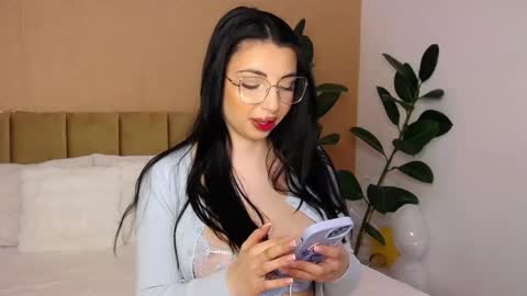 Snapshot of bellahere chatting on 5, 5, 2026 Diana online show from 5, 5, 2026