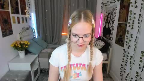 Bella online show from 9, 11, 2025