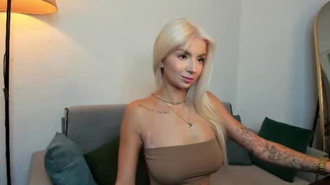 Snapshot of bellamur_ chatting on 9, 7, 2026 Bella online show from 9, 7, 2026